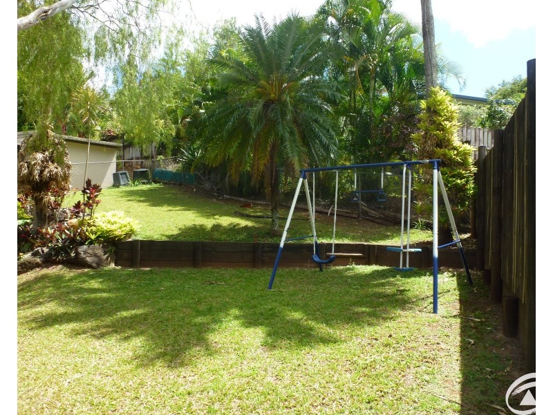 2 Bremner Street, Mooroobool QLD 4870