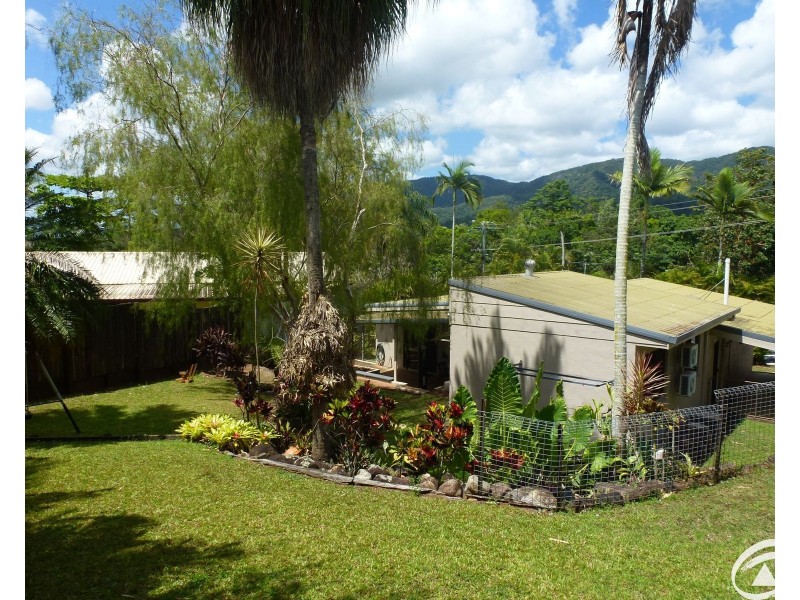 2 Bremner Street, Mooroobool QLD 4870