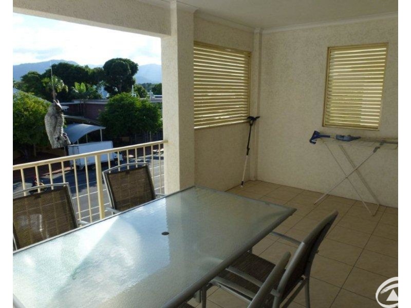 12B/210 Grafton Street, Cairns North QLD 4870