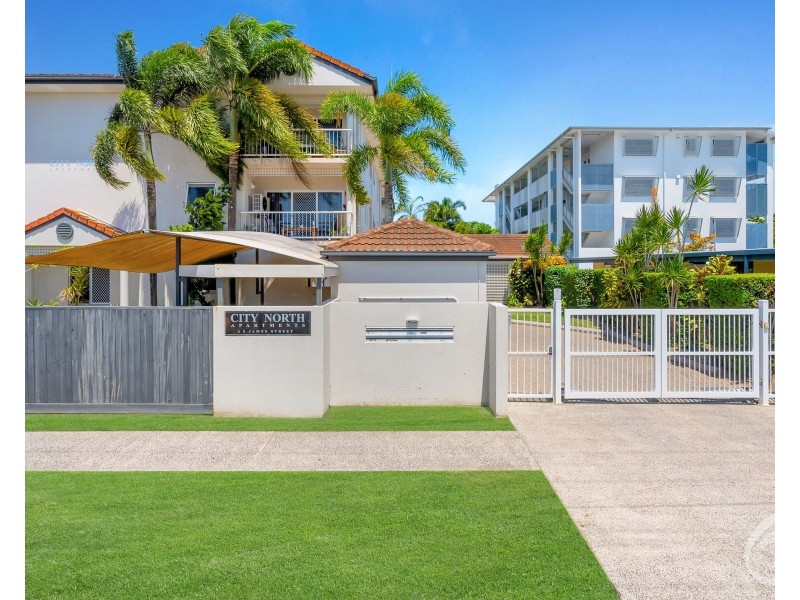8/5 James Street, Cairns North QLD 4870