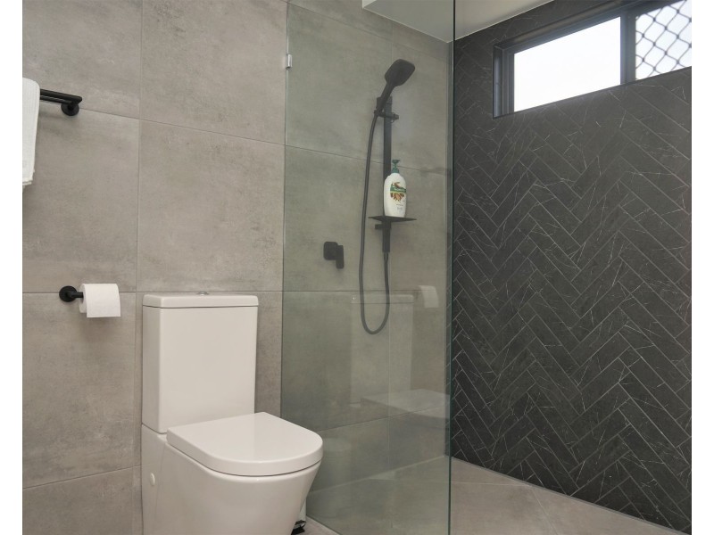 42 Elderberry Avenue, Bentley Park QLD 4869