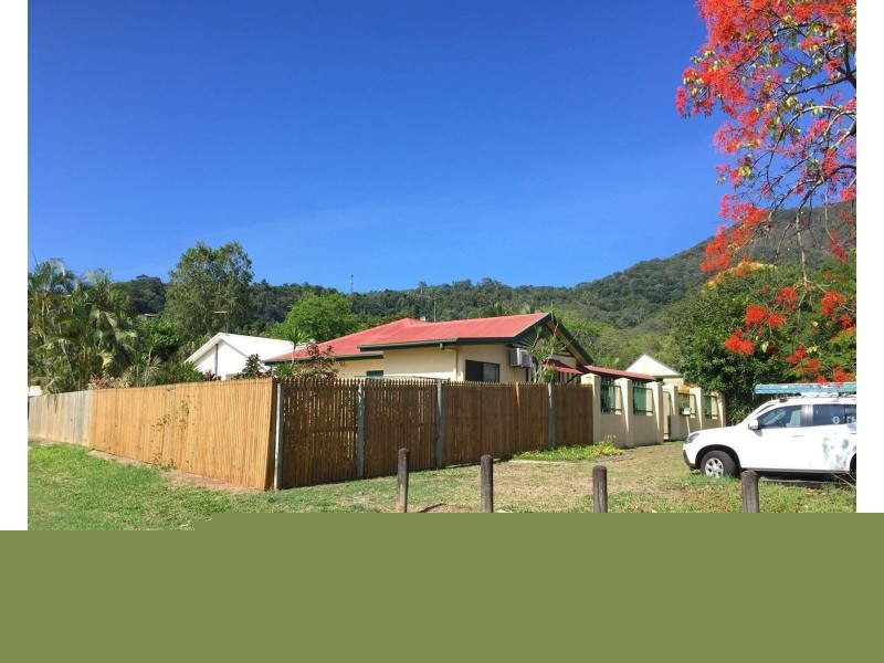 1 Lamb Street, Smithfield QLD 4878