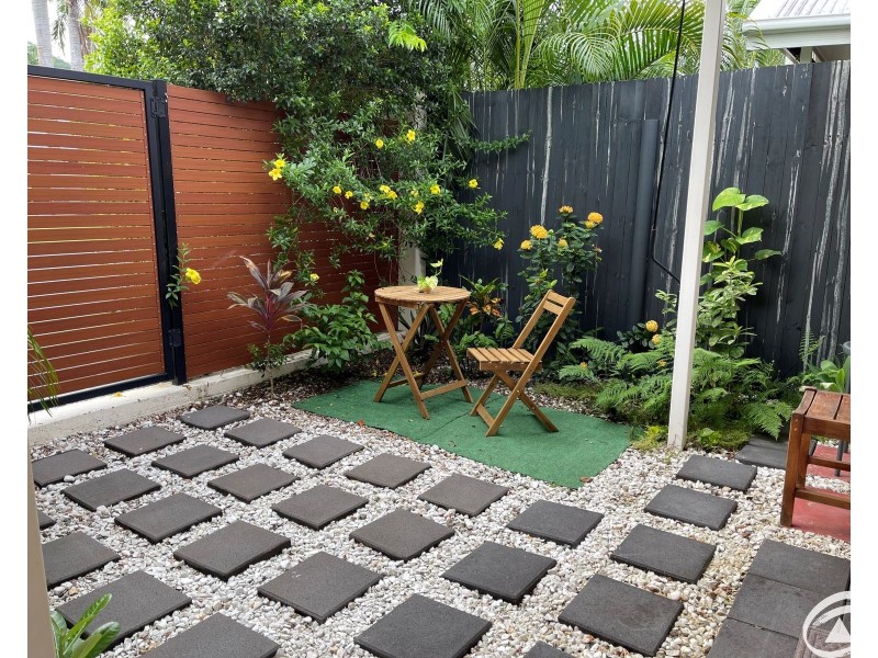11/26-28 Oliva Street, Palm Cove QLD 4879