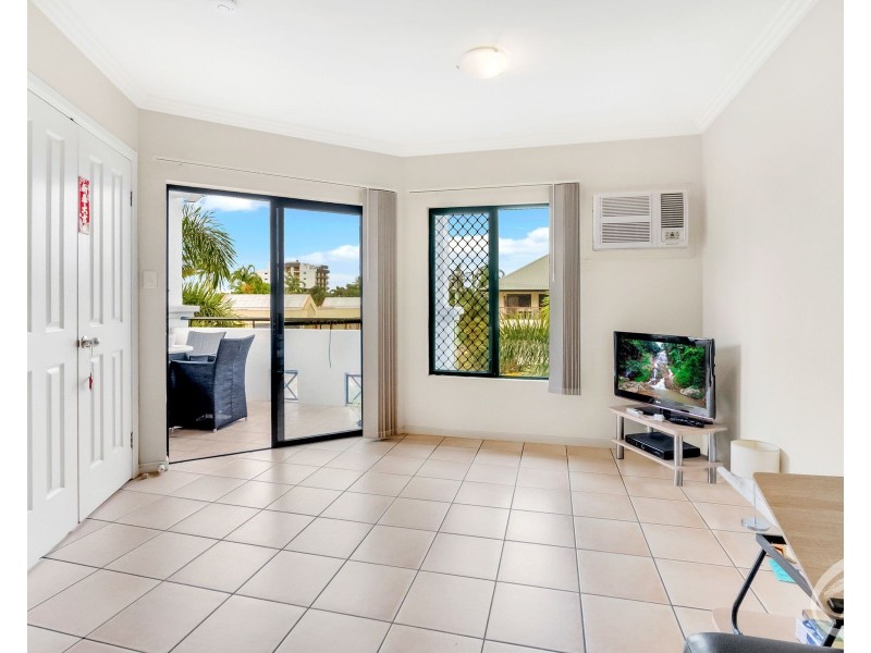 6/37-39 Digger Street, Cairns North QLD 4870