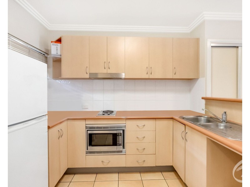 6/37-39 Digger Street, Cairns North QLD 4870