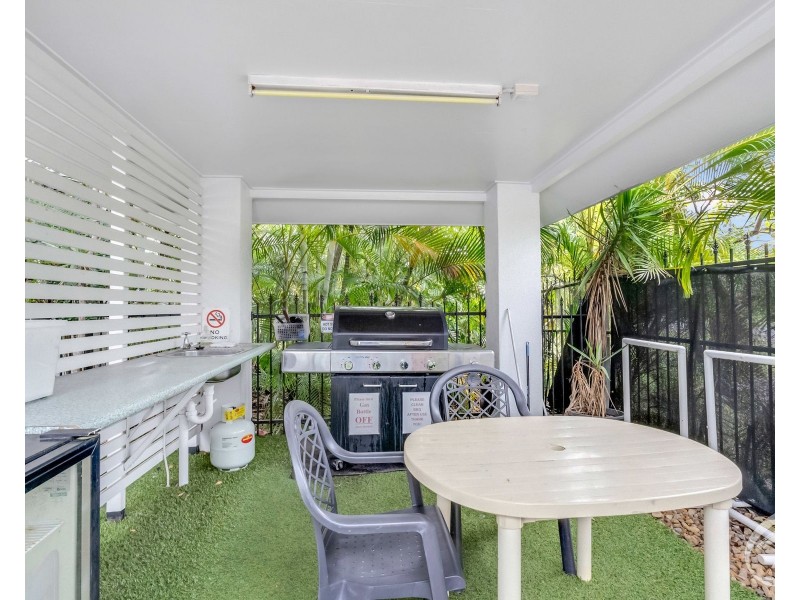 6/37-39 Digger Street, Cairns North QLD 4870