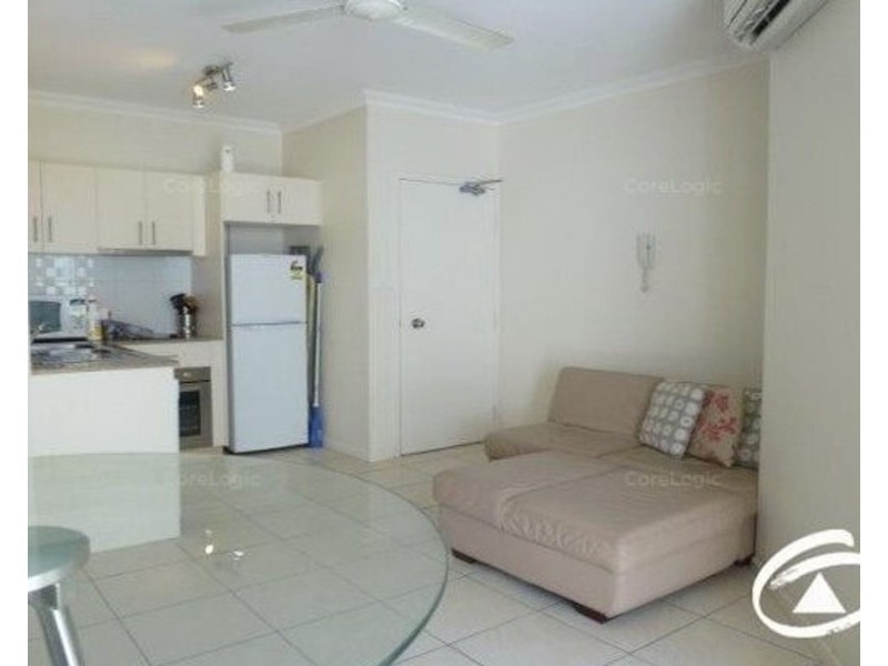 8A/210 Grafton Street, Cairns North QLD 4870