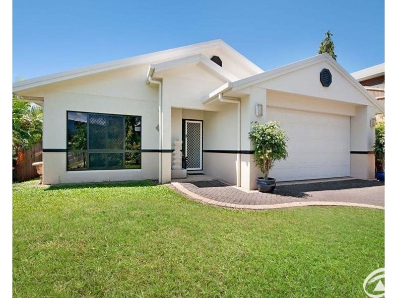 1 Eleanor Close, Mooroobool QLD 4870