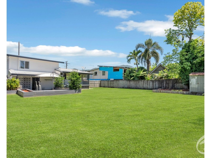 60 Wilks Street, Bungalow QLD 4870