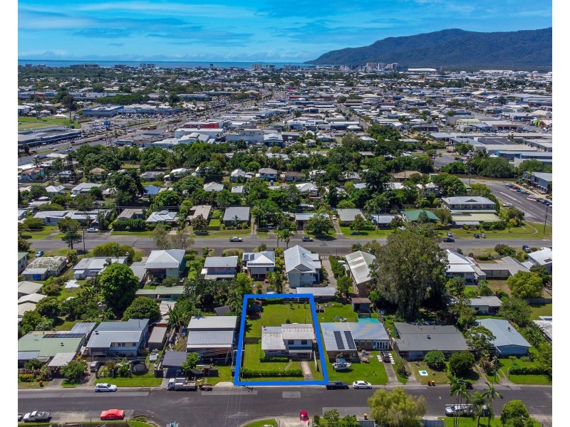60 Wilks Street, Bungalow QLD 4870