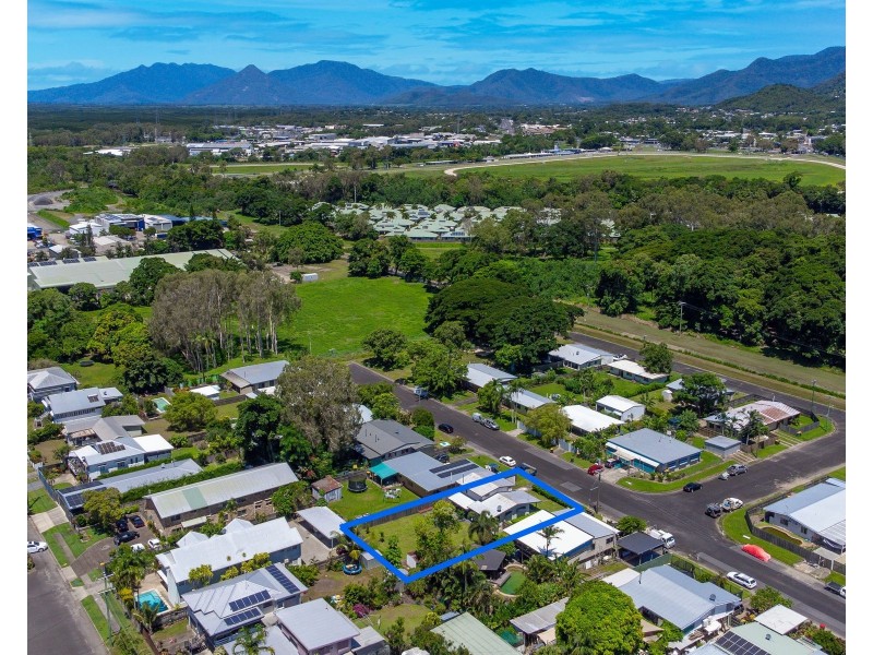 60 Wilks Street, Bungalow QLD 4870
