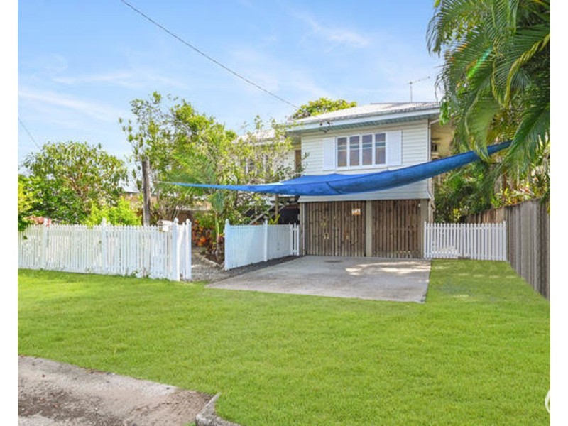 14 Chaplain Avenue, Manunda QLD 4870