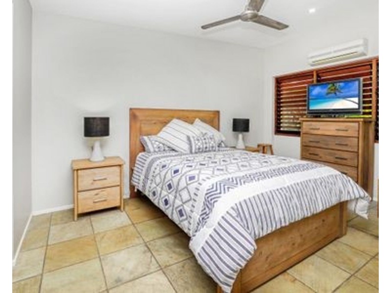 10 Euston Close, Clifton Beach QLD 4879