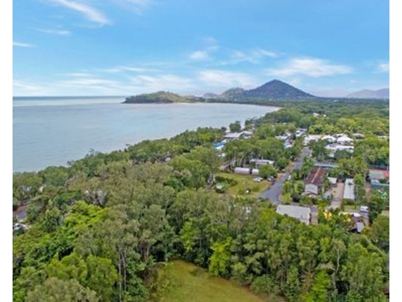 10 Euston Close, Clifton Beach QLD 4879