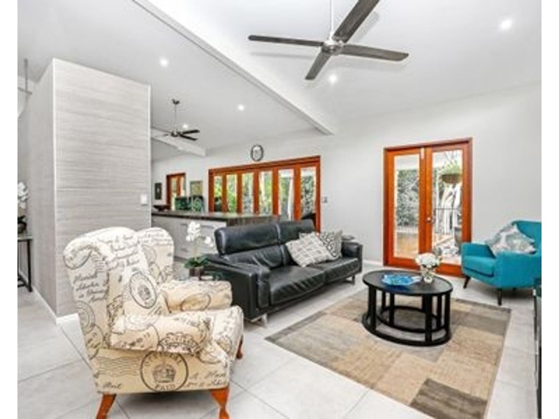 10 Euston Close, Clifton Beach QLD 4879