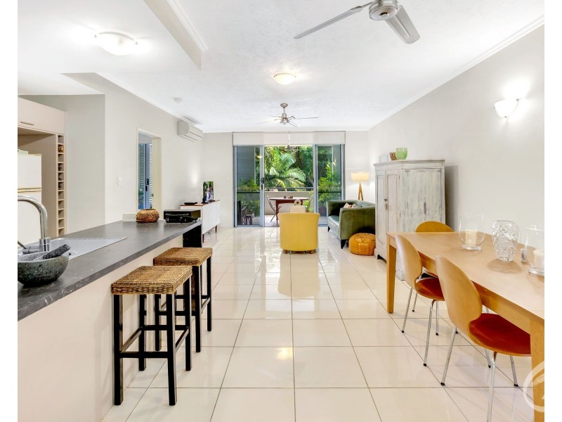9/9-15 McLean Street, Cairns North QLD 4870