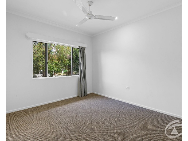 19 Satinash Close, Redlynch QLD 4870