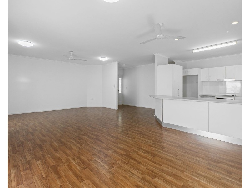 19 Satinash Close, Redlynch QLD 4870
