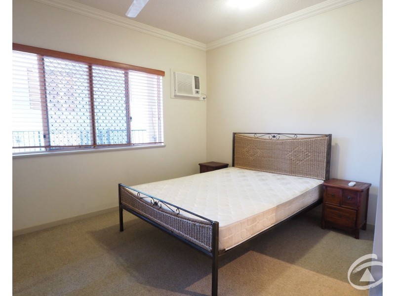 302/55-57 Clifton Road, Clifton Beach QLD 4879