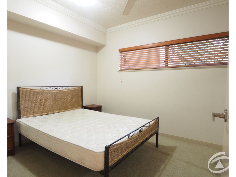 302/55-57 Clifton Road, Clifton Beach QLD 4879