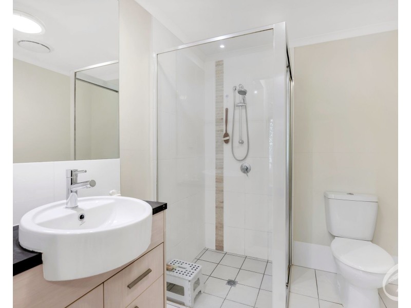 3/9-15 McLean Street, Cairns North QLD 4870