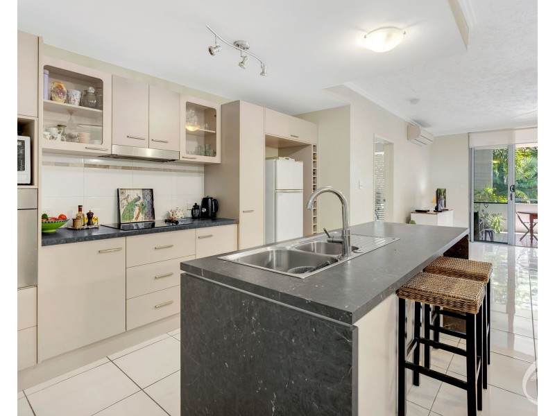 3/9-15 McLean Street, Cairns North QLD 4870