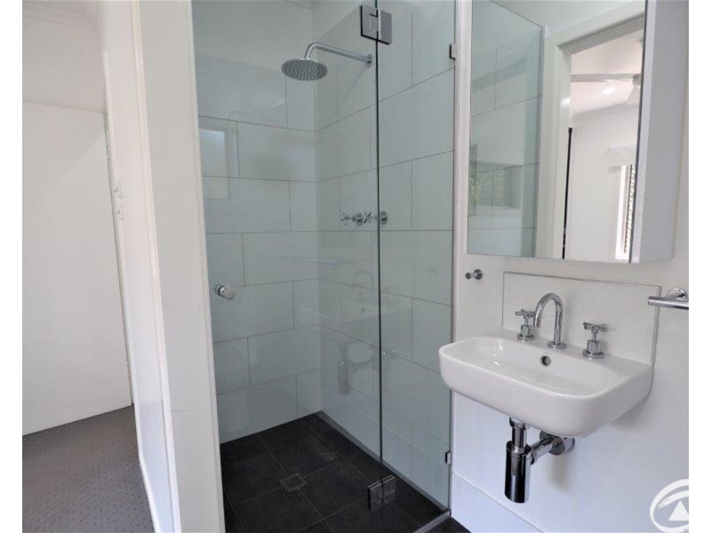2 Gouldian Street, Bayview Heights QLD 4868