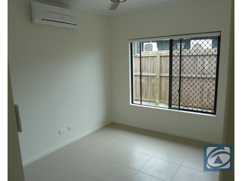 8 Tati Close, Bentley Park QLD 4869