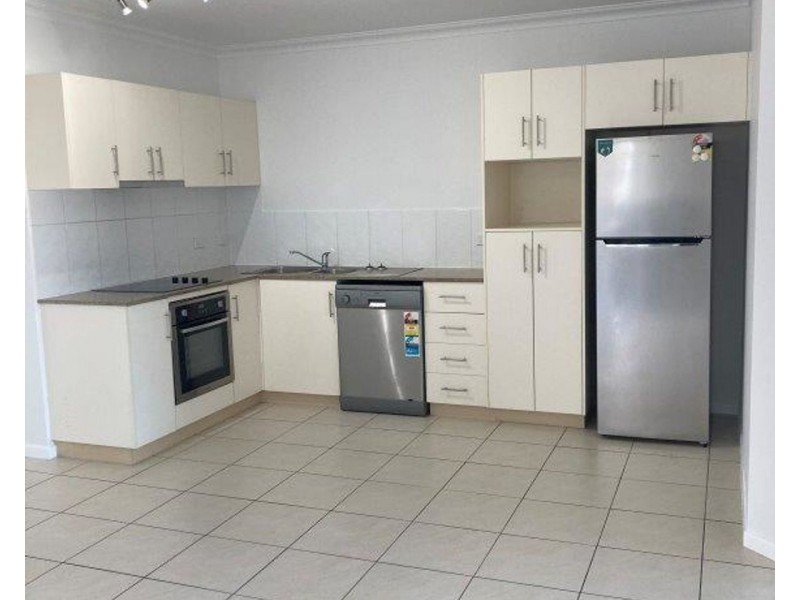 12B/210 Grafton Street, Cairns North QLD 4870