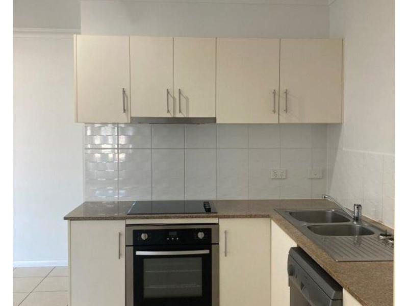 12B/210 Grafton Street, Cairns North QLD 4870