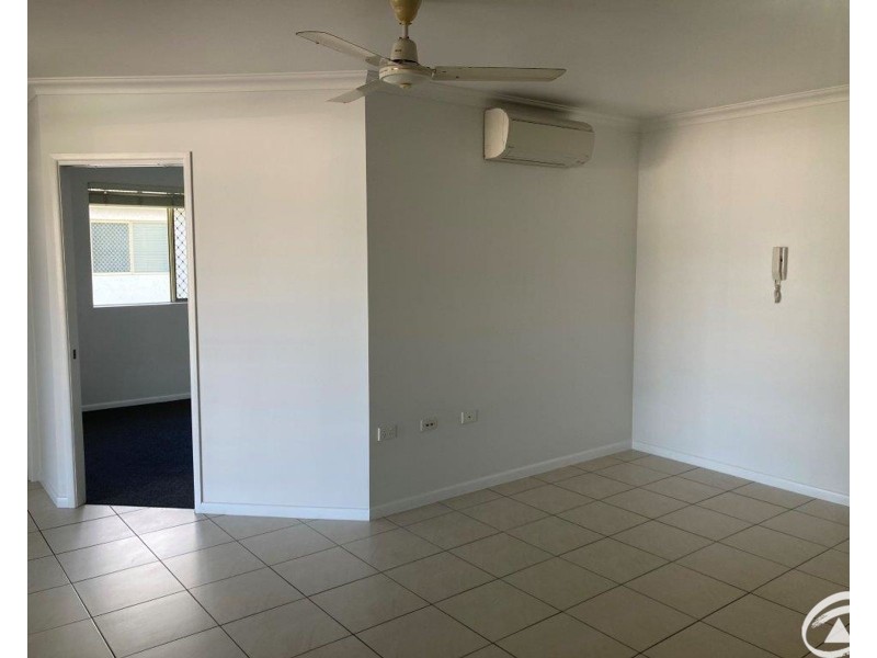 12B/210 Grafton Street, Cairns North QLD 4870