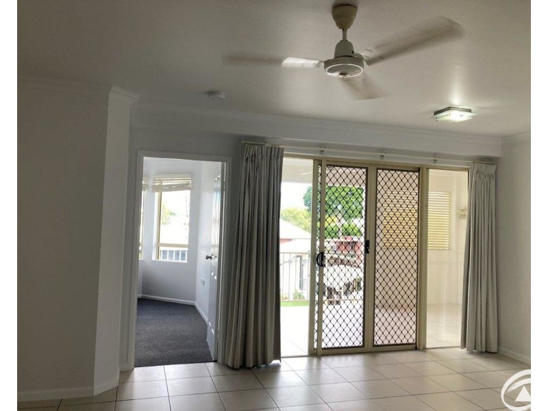 12B/210 Grafton Street, Cairns North QLD 4870