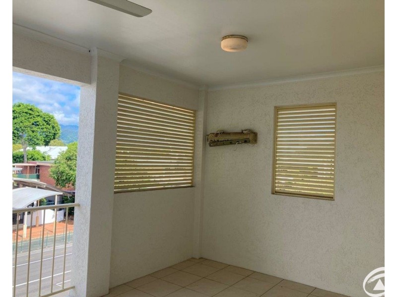 12B/210 Grafton Street, Cairns North QLD 4870