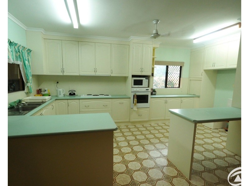 31 Scenic Street, Bayview Heights QLD 4868