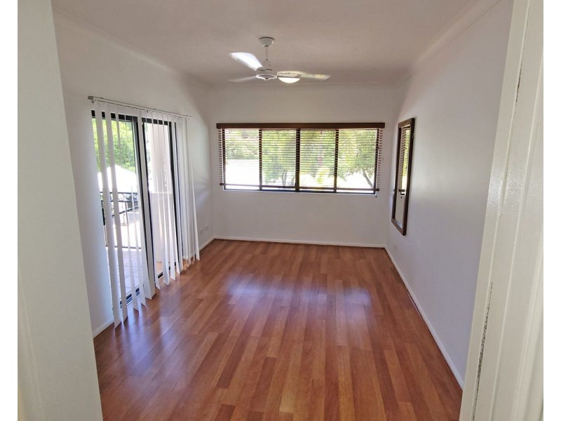 10/293-301 Esplanade, Cairns North QLD 4870