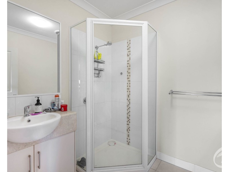 9/21-29 Giffin Road, White Rock QLD 4868