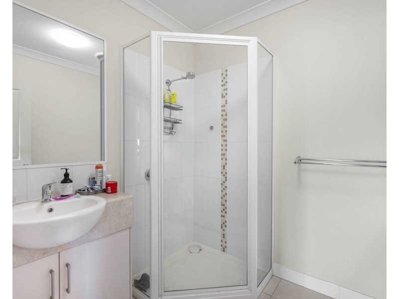 9/21-29 Giffin Road, White Rock QLD 4868