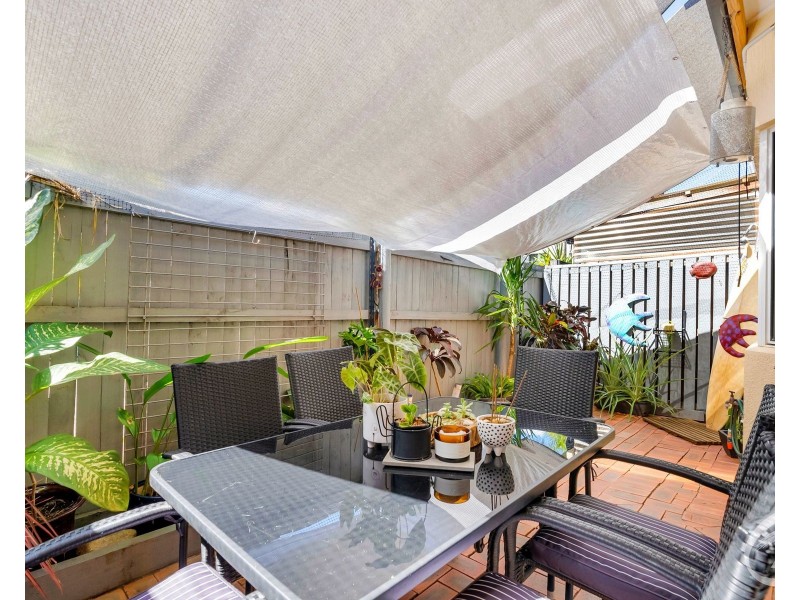 6/64 Charles Street, Manunda QLD 4870