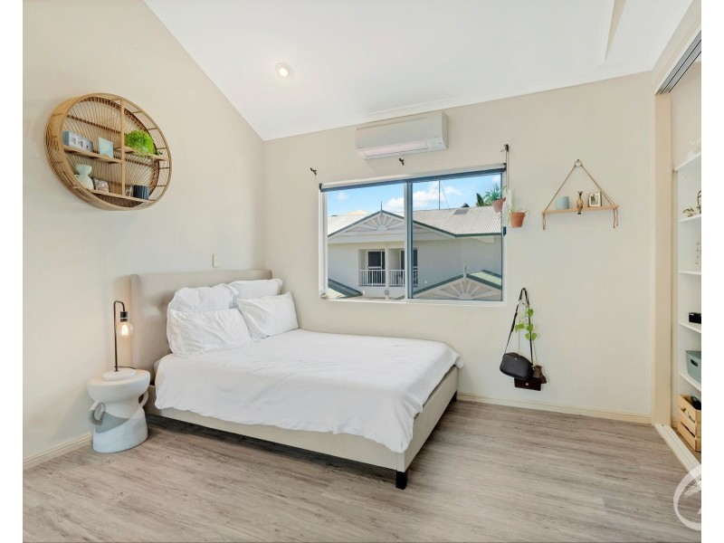 6/64 Charles Street, Manunda QLD 4870