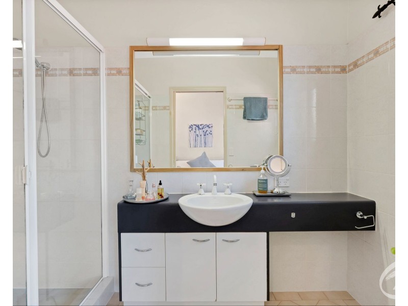 6/64 Charles Street, Manunda QLD 4870