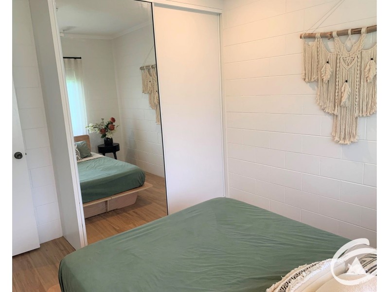 2/253 Pease Street,, Edge Hill QLD 4870