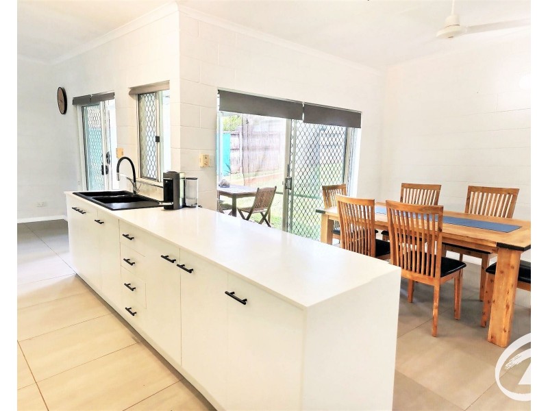 17 Ascendant Close, Bentley Park QLD 4869