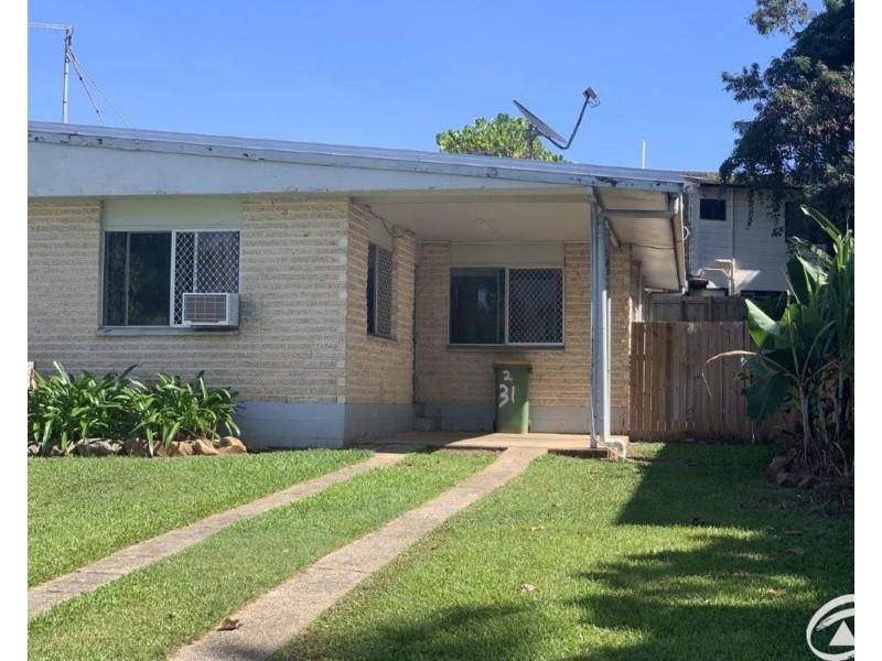 2/31 Sandown Close, Woree QLD 4868