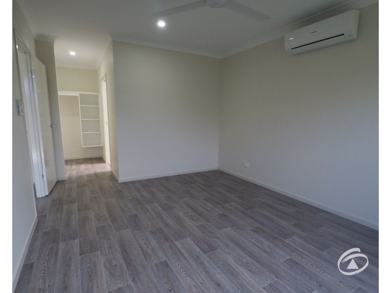 15 Tarantino Crescent, White Rock QLD 4868