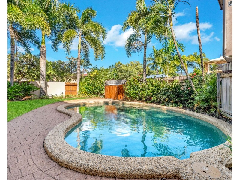 204/4 Grantala Street, Manoora QLD 4870