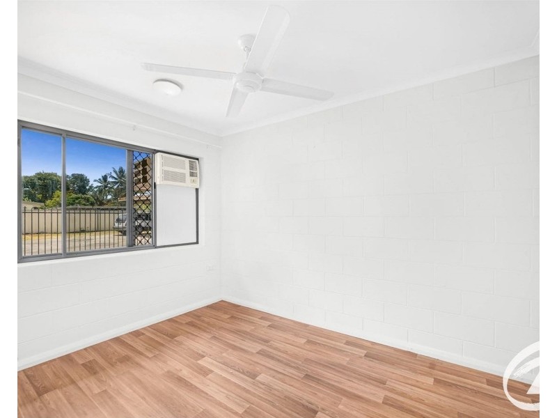 2/40-44 Dalton Street, Westcourt QLD 4870