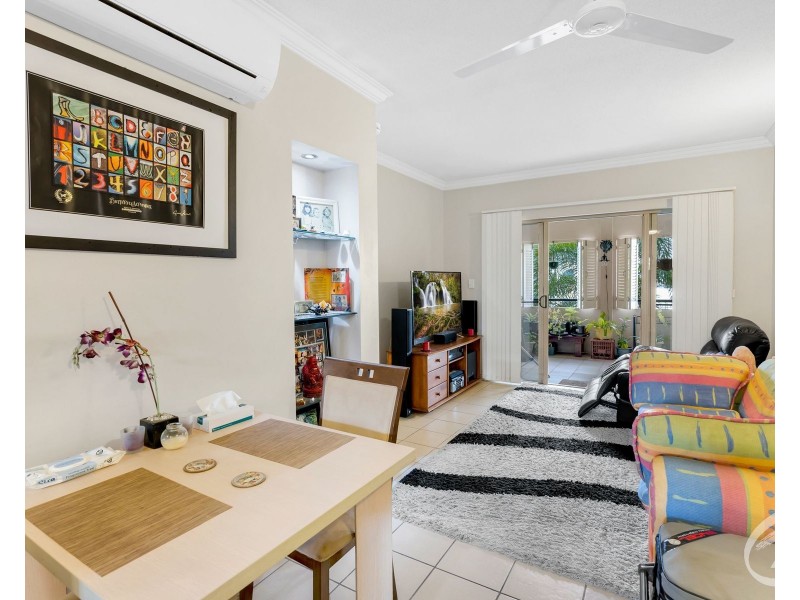 117/22-24 Ward Street, Mooroobool QLD 4870