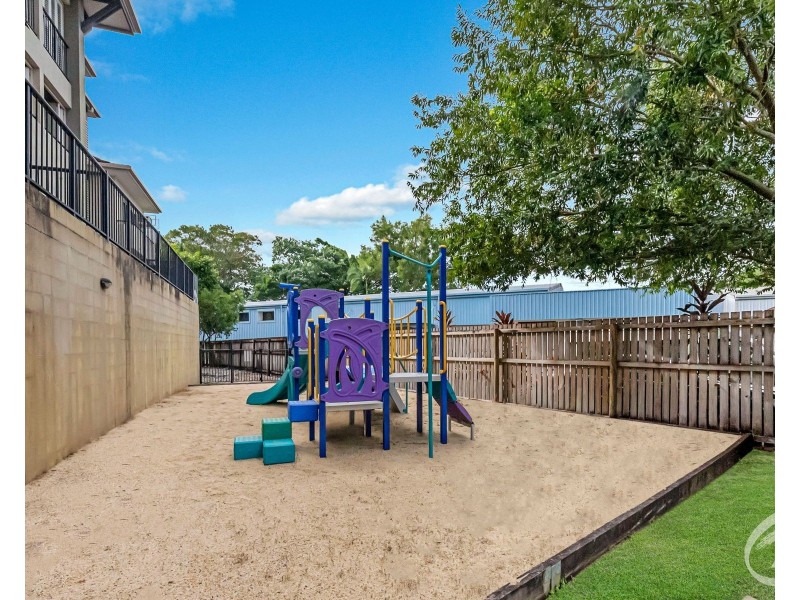 117/22-24 Ward Street, Mooroobool QLD 4870