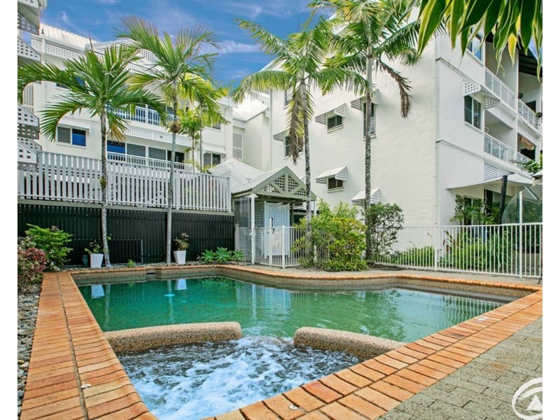 16/14 Upward Street,, Cairns North QLD 4870
