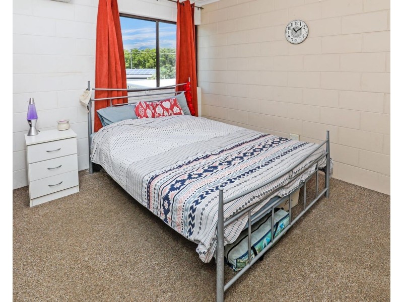 27/5 Fisk Street, Westcourt QLD 4870